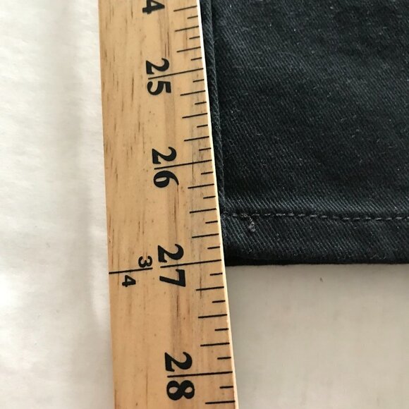 NWT - Gloria Vanderbilt Women's Amanda Supreme Stretch Straight Leg Jean - Picture 15 of 16